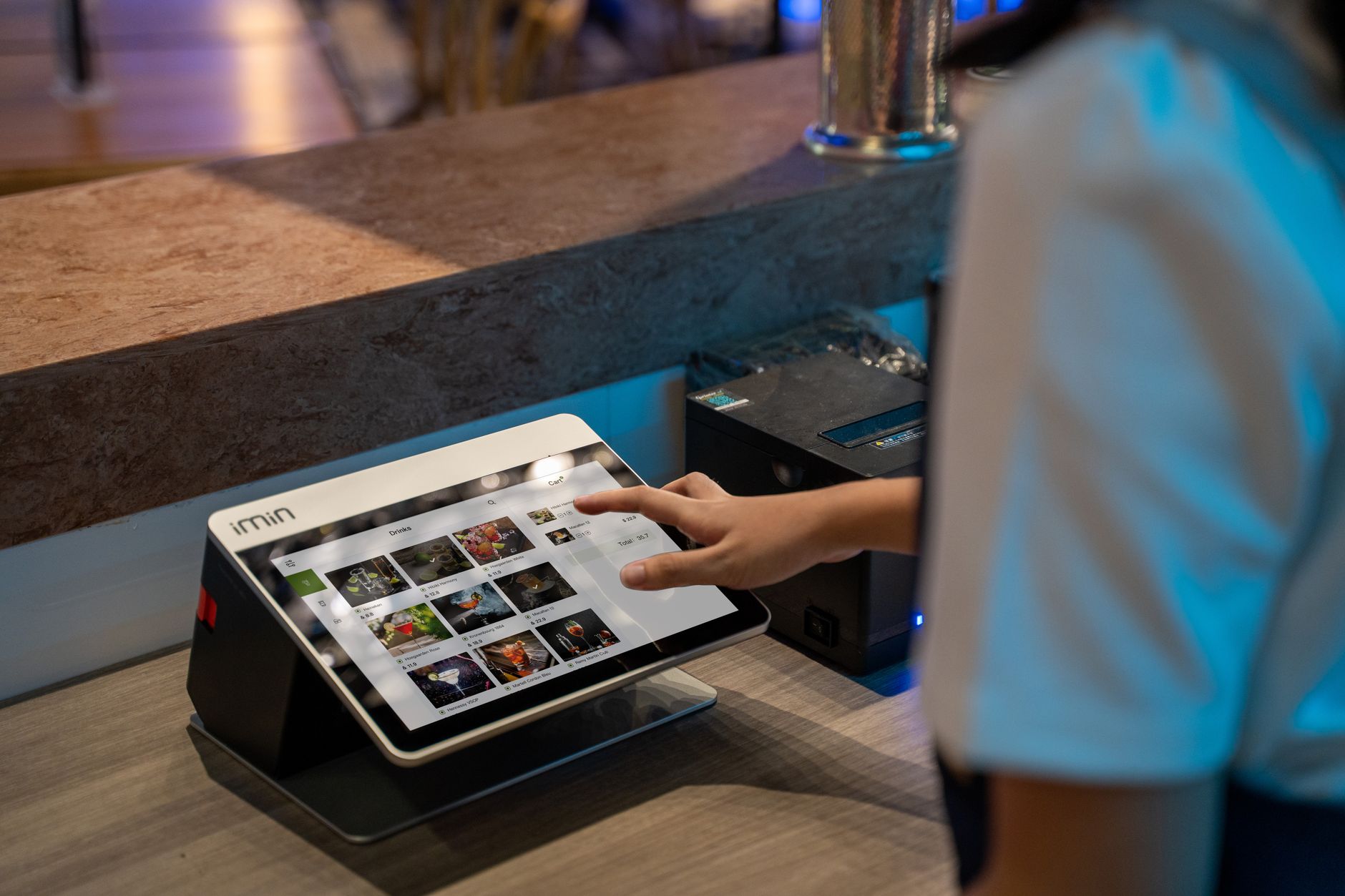 Cut-Fees-Free-Cashflow-How-Smart-Payments-and-Funding-Accelerate-Small-Business-Growth.jpg Cut Fees, Free Cashflow: How Smart Payments and Funding Accelerate Small Business Growth