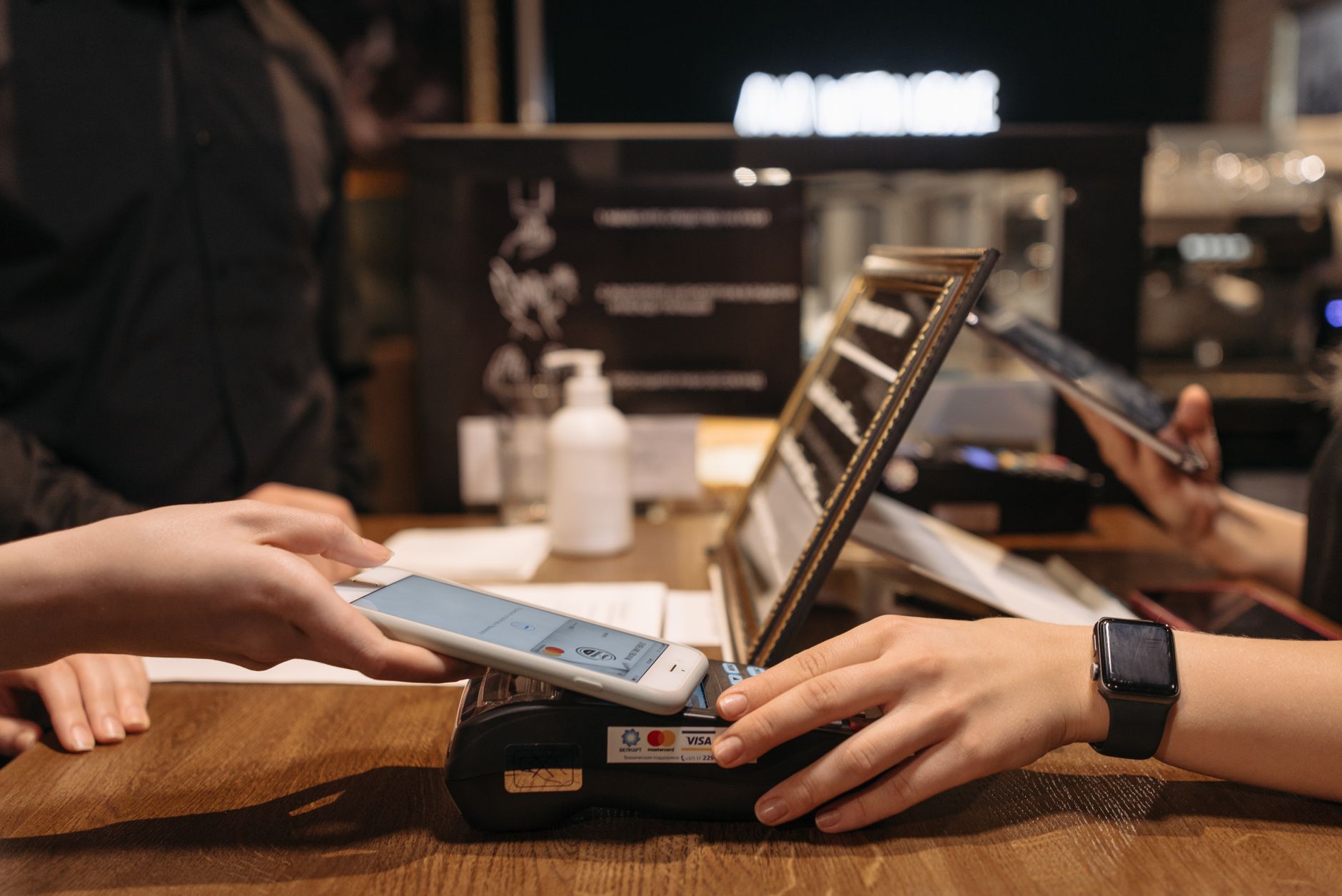 A Guide to Seamless Payment Acceptance Across Retail, Online, and Phone Channels